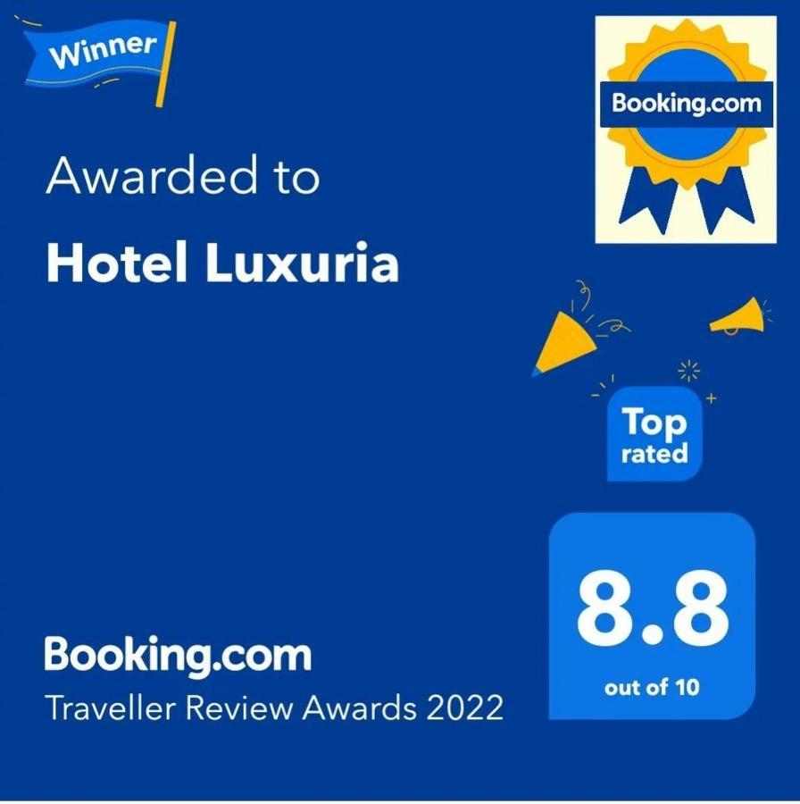 Hotel Luxuria Ludhiana Esterno foto