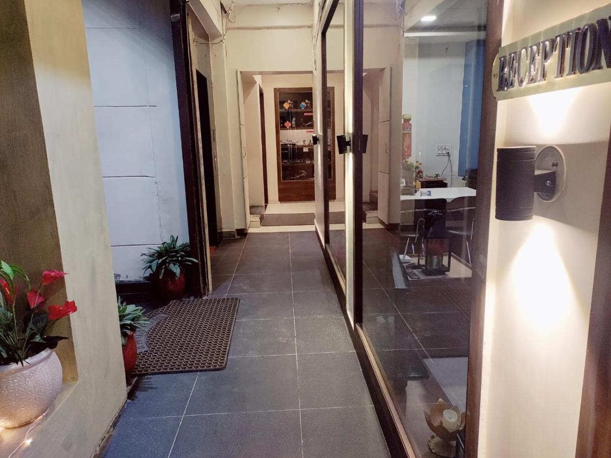 Hotel Luxuria Ludhiana Esterno foto